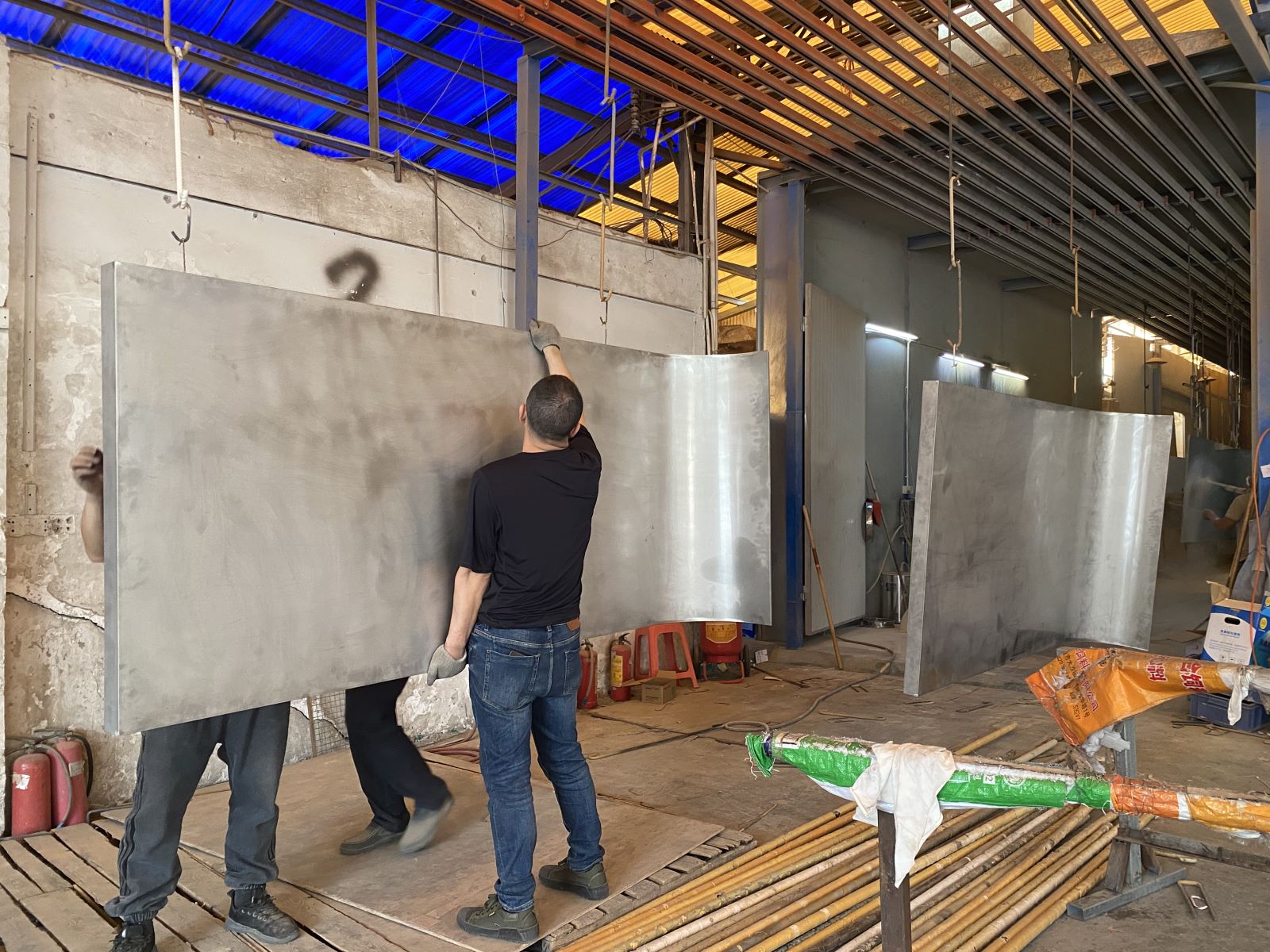 佛山大件不銹鋼制品噴涂鍍色生產(chǎn)|佛山六冶金屬有限公司